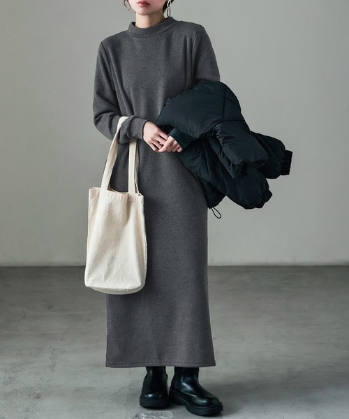 Fashion Letter（ファッションレター）の「裏起毛 ハイネックルームワンピース M-LLsize（ルームワンピース・レディース・グレイッシュベージュ/ブラック/グレー/チャコール・LL/L/M）」の4枚目の写真