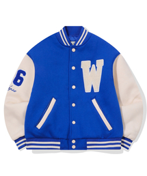 WYSE（ワイズ）の「ブクルダブルUロゴバスティジャケットブルー（スタジャン）」