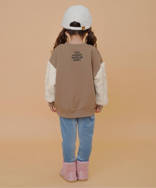 BREEZE（ブリーズ）の「【あったか/裏起毛】袖ジャガードファーフリース切替トレーナー_ジュニア対応（スウェット・キッズ・ベージュ/グレー・80/140/130/120/110/100/90）」の4枚目の写真