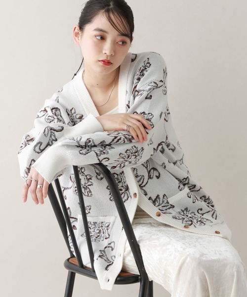 RAGEBLUE（レイジブルー）の「ボタニカルジャガードニットカーディガン（ニット/セーター・レディース・ネイビー/ホワイト/グレー・FREE）」の8枚目の写真