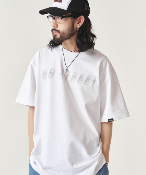 GOSTREET(ゴーストリート)の「オーバーサイズデジタルプリントロゴナイロン半袖Tシャツホワイト(Tシャツ/カットソー・メンズ・その他・MEDIUM/LARGE)」の1枚目の写真