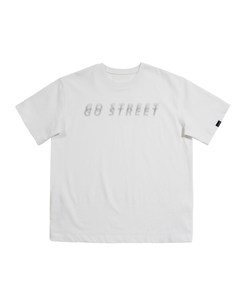 GOSTREET(ゴーストリート)の「オーバーサイズデジタルプリントロゴナイロン半袖Tシャツホワイト(Tシャツ/カットソー・メンズ・その他・MEDIUM/LARGE)」の2枚目の写真