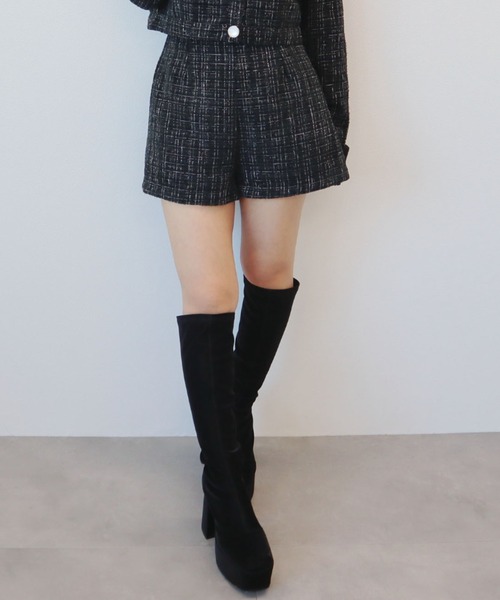 CECIL McBEE（セシルマクビー）の「ファンシーツイードショートパンツ（その他パンツ・レディース・アイボリー/ベージュ/グレー/ブラック・MEDIUM）」の2枚目の写真