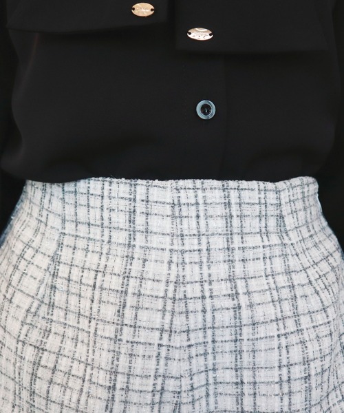 CECIL McBEE（セシルマクビー）の「ファンシーツイードショートパンツ（その他パンツ・レディース・アイボリー/ベージュ/グレー/ブラック・MEDIUM）」の12枚目の写真