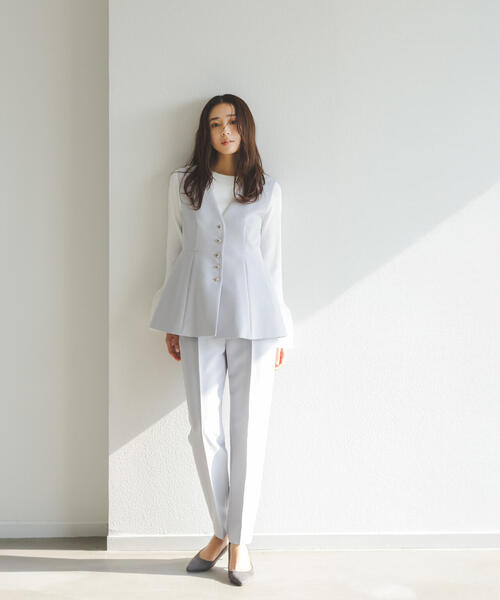 NATURAL BEAUTY BASIC(ナチュラルビューティーベーシック)の「◇ベルスリーブペプラムニット(ニット/セーター・レディース・オフホワイト/ラベンダー/ライトグリーン・FREE)」の6枚目の写真