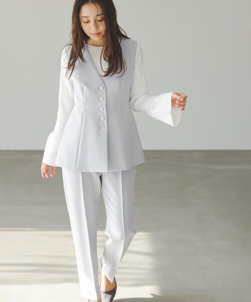 NATURAL BEAUTY BASIC(ナチュラルビューティーベーシック)の「◇ベルスリーブペプラムニット(ニット/セーター・レディース・オフホワイト/ラベンダー/ライトグリーン・FREE)」の8枚目の写真