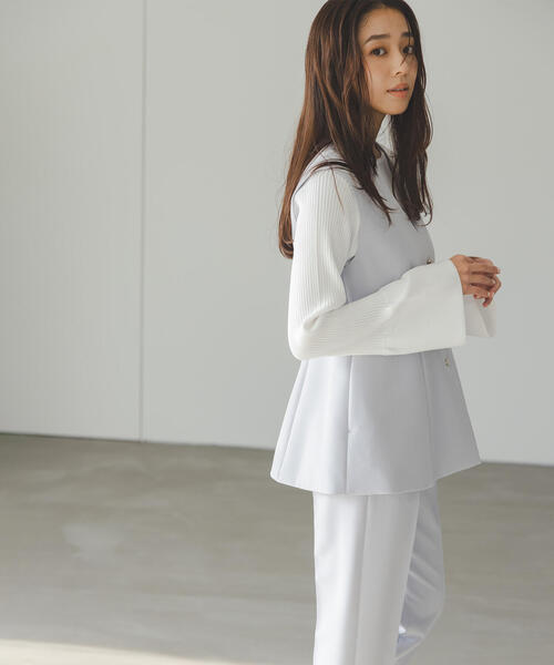 NATURAL BEAUTY BASIC(ナチュラルビューティーベーシック)の「◇ベルスリーブペプラムニット(ニット/セーター・レディース・オフホワイト/ラベンダー/ライトグリーン・FREE)」の9枚目の写真