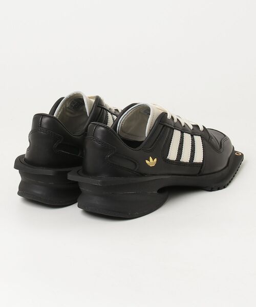 adidas（アディダス）の「フォーラム キュビズム / アディダスオリジナルス adidas Originals（スニーカー・レディース・ブラック/ホワイト・23.5cm/25.5cm/26.0cm/24.0cm/27.0cm/24.5cm/25.0cm/28.0cm/26.5cm/27.5cm/22.0cm/22.5cm/23.0cm）」の5枚目の写真