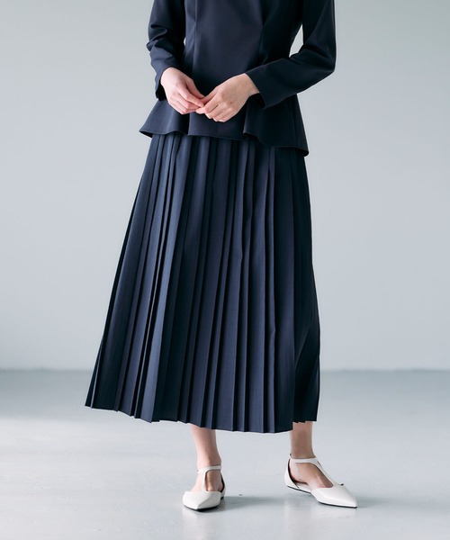 N.O.R.C（ノーク）の「プリーツスカート【CLEAN MOTION】（スカート・レディース・ネイビー/オフホワイト/グレイッシュベージュ・S/M）」の3枚目の写真