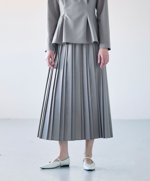 N.O.R.C（ノーク）の「プリーツスカート【CLEAN MOTION】（スカート・レディース・ネイビー/オフホワイト/グレイッシュベージュ・S/M）」の16枚目の写真
