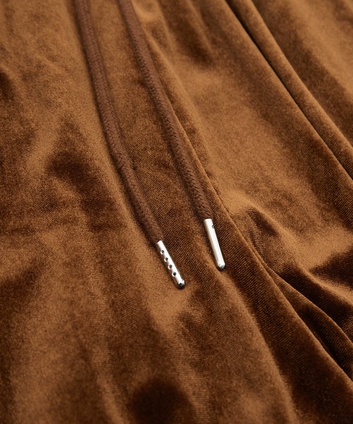 improves(インプローブス)の「【Unisex】ベロア素材 ワイド イージーパンツ(その他パンツ・メンズ・ブラック/チャコール/ダークブラウン・MEDIUM/LARGE)」の7枚目の写真