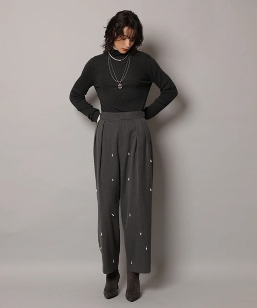 CADUNE（カデュネ）の「パール付きラウンドパンツ（その他パンツ・レディース・チャコールグレー/ブラック・38/36/34）」の12枚目の写真