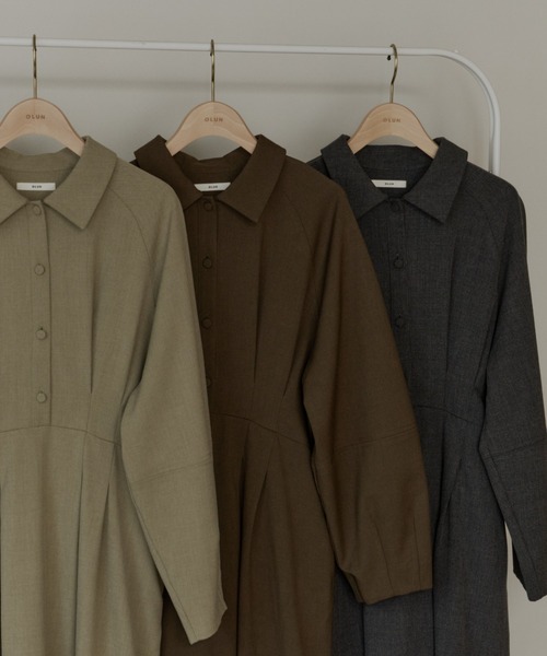 OLUN(オルン)の「waist tack cocoon onepiece/ウエストタックコクーンワンピース(ワンピース・レディース・グレー/ブラウン/ベージュ・SMALL/X-SMALL/FREE)」の12枚目の写真