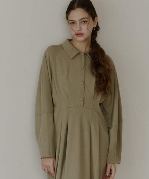 OLUN(オルン)の「waist tack cocoon onepiece/ウエストタックコクーンワンピース(ワンピース・レディース・グレー/ブラウン/ベージュ・SMALL/X-SMALL/FREE)」の22枚目の写真