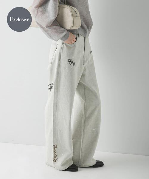 PICCADILLY(ピカデリー)の「『別注』PICCADILLY×URBAN RESEARCH 刺繍デニムパンツ(デニムパンツ・レディース・ライトグレー/ライトインディゴブルー・40/38/36)」の2枚目の写真