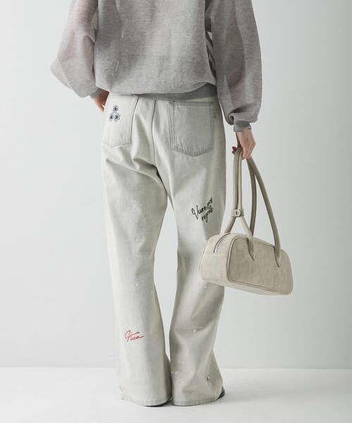 PICCADILLY(ピカデリー)の「『別注』PICCADILLY×URBAN RESEARCH 刺繍デニムパンツ(デニムパンツ・レディース・ライトグレー/ライトインディゴブルー・40/38/36)」の4枚目の写真