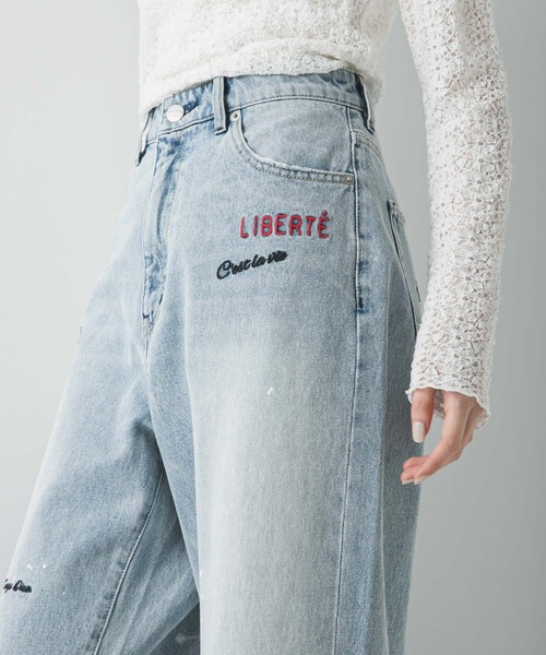 PICCADILLY(ピカデリー)の「『別注』PICCADILLY×URBAN RESEARCH 刺繍デニムパンツ(デニムパンツ・レディース・ライトグレー/ライトインディゴブルー・40/38/36)」の3枚目の写真