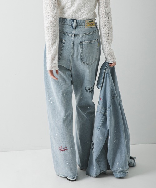 PICCADILLY(ピカデリー)の「『別注』PICCADILLY×URBAN RESEARCH 刺繍デニムパンツ(デニムパンツ・レディース・ライトグレー/ライトインディゴブルー・40/38/36)」の5枚目の写真