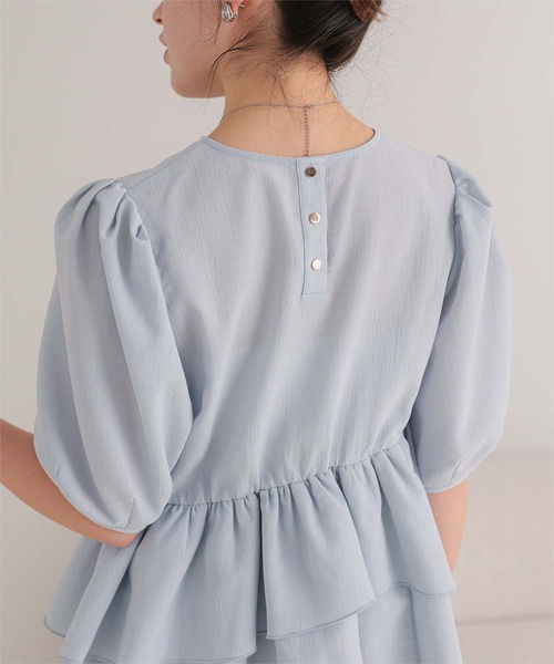 titivate（ティティベイト）の「イレギュラーヘムペプラムトップス（Tシャツ/カットソー・レディース・ブラック/オフホワイト/ライトイエロー/ブルー・M/L/S）」の21枚目の写真