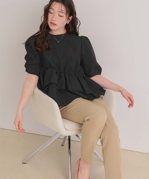 titivate（ティティベイト）の「イレギュラーヘムペプラムトップス（Tシャツ/カットソー・レディース・ブラック/オフホワイト/ライトイエロー/ブルー・M/L/S）」の17枚目の写真