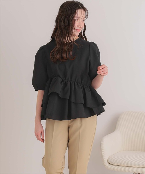 titivate（ティティベイト）の「イレギュラーヘムペプラムトップス（Tシャツ/カットソー・レディース・ブラック/オフホワイト/ライトイエロー/ブルー・M/L/S）」の18枚目の写真