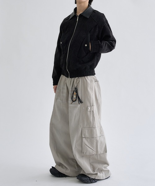 EPNK(イーピーエヌケー)の「Fake leather suede flight Jaket / フェイクレザースエードフライトジャケット(ブルゾン・メンズ・ブラウン/ブラック・MEDIUM/LARGE)」の16枚目の写真