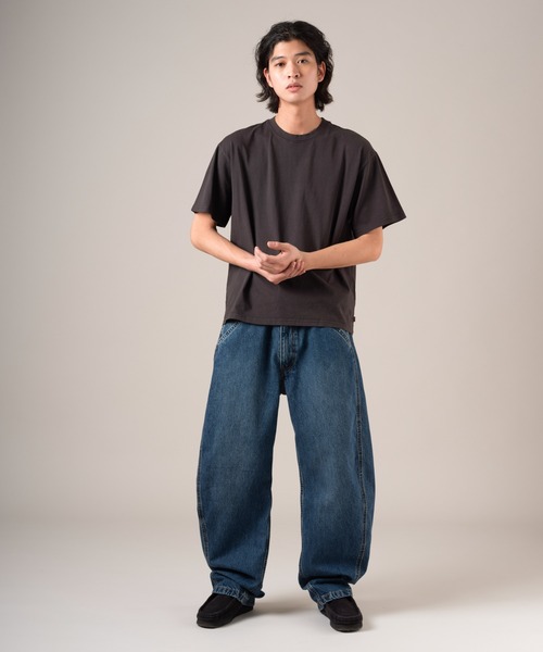 Levi's(リーバイス)の「Levi's/リーバイス BAGGY バレルジーンズ(デニムパンツ・メンズ・ブラック/ダークインディゴブルー/インディゴブルー・W28 L32/W29 L32/W30 L32/W31 L32/W32 L32/W33 L32/W34 L32/W36 L32)」の7枚目の写真