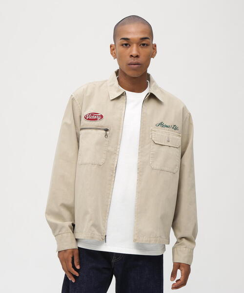 AVIREX(アヴィレックス)の「《A.A.R.C》FADED EMB WORK JACKET / フェイド エンブロイダリー ワークジャケット / AVIREX / アヴィレックス(ブルゾン・メンズ・ライトグレー/レッド/その他3/チャコールグレー・L/2XL/XL/M)」の6枚目の写真