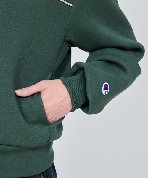 Champion（チャンピオン）の「【Champion/チャンピオン】レディース ジップスウェットカーディガン（カーディガン/ボレロ・レディース・ダークブラウン/ダークネイビー/アイボリー系/オリーブ・LARGE/MEDIUM）」の15枚目の写真