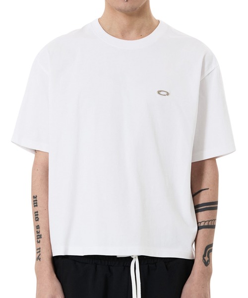 OY(オーワイ)の「『OY/オーワイ』METAL LOGO CROP TEE/メタルロゴクロップTシャツ(Tシャツ/カットソー・メンズ・ホワイト/ブラック/グレー・L/M/S)」の10枚目の写真