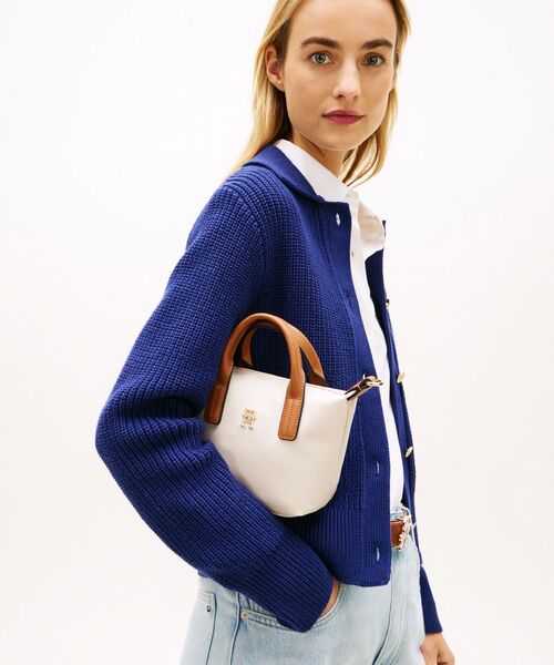 TOMMY HILFIGER（トミーヒルフィガー）の「マイクロトート2WAYショルダーバッグ（トートバッグ・レディース・アイボリー/ブラック・FREE）」の6枚目の写真
