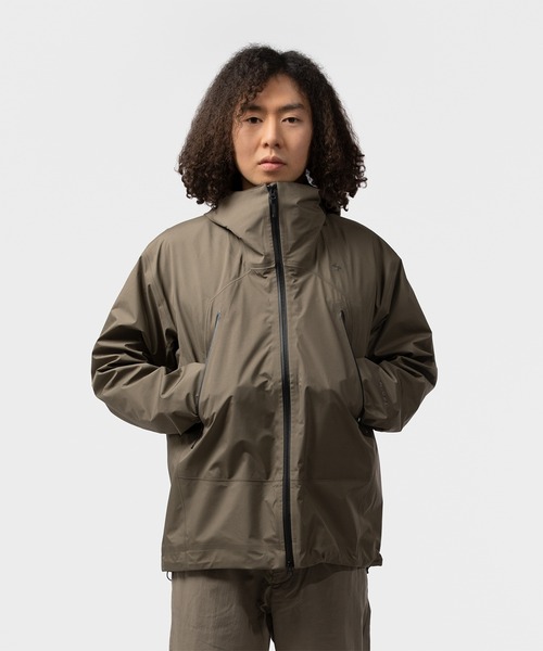 GOLDWIN（ゴールドウィン）の「GOLDWIN GORE-TEX 3L Jacket ゴールドウイン ゴアテックススリーレイヤージャケット（ユニセックス）（テーラードジャケット・メンズ・ブラック・2/3）」の6枚目の写真