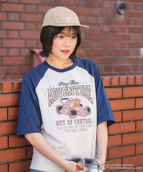 Tom&Jerry(トムアンドジェリー)の「【TOM&JERRY/トムとジェリー】【軽やかな着心地でお出掛けにぴったり!】ラグラン7分袖Tシャツ キャラクター トムジェリ 配色切り替え フットボールT 七分袖 ベースボールT ストリート アメカジ(Tシャツ/カットソー・レディース・その他/その他2/その他1/その他3・LARGE/MEDIUM)」の4枚目の写真