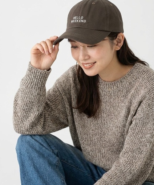 VIBGYOR（ヴィブジョー）の「【IZU】 キャップ 刺繍 ロゴ カーキ レディース メンズ ユニセックス カジュアル 韓国 ローキャップ（キャップ・レディース・ブラウン・FREE）」の2枚目の写真