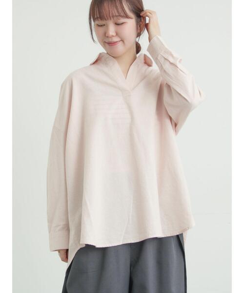 Samansa Mos2（サマンサ モスモス）の「後ろボタンスキッパーチュニック（シャツ/ブラウス・レディース・チャコールグレー/ブルー/ピンク/オフホワイト・F）」の4枚目の写真
