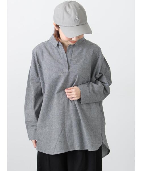 Samansa Mos2（サマンサ モスモス）の「後ろボタンスキッパーチュニック（シャツ/ブラウス・レディース・チャコールグレー/ブルー/ピンク/オフホワイト・F）」の5枚目の写真