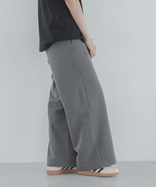 URBAN RESEARCH Sonny Label(アーバンリサーチサニーレーベル)の「『WEB限定』ノンストレスワイドイージーパンツ(その他パンツ・レディース・ブラック/グレー・36/38)」の6枚目の写真