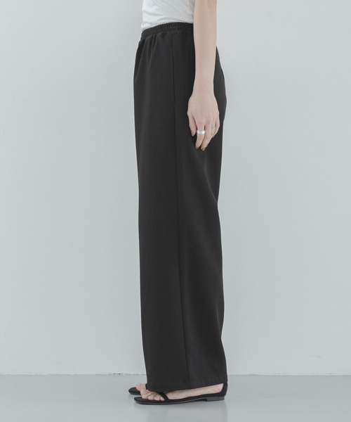 URBAN RESEARCH Sonny Label(アーバンリサーチサニーレーベル)の「『WEB限定』ノンストレスワイドイージーパンツ(その他パンツ・レディース・ブラック/グレー・36/38)」の18枚目の写真