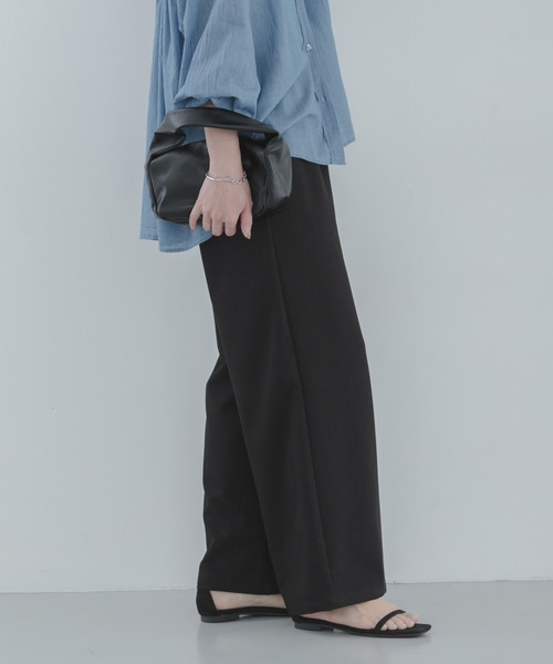 URBAN RESEARCH Sonny Label(アーバンリサーチサニーレーベル)の「『WEB限定』ノンストレスワイドイージーパンツ(その他パンツ・レディース・ブラック/グレー・36/38)」の13枚目の写真