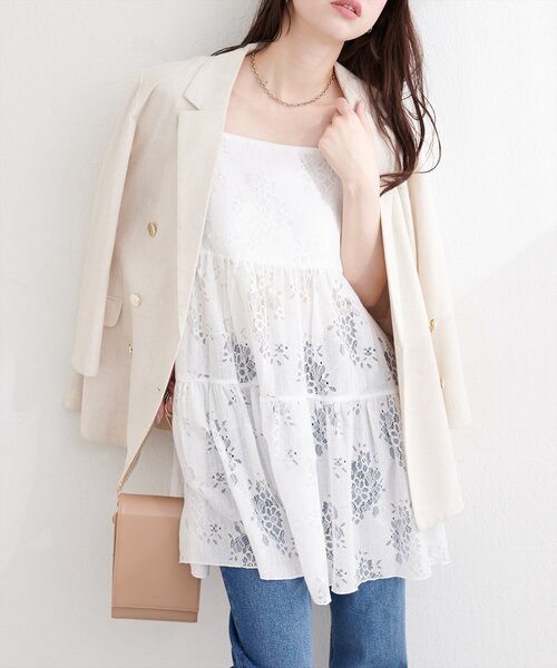 natural couture（ナチュラルクチュール）の「フラワーレースキャミチュニック（シャツ/ブラウス・レディース・ブラック/オフホワイト・FREE）」の4枚目の写真