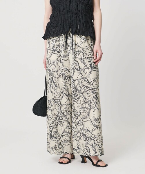 SACRA（サクラ）の「＜SACRA＞ペイズリー イージーパンツ（その他パンツ・レディース・オフホワイト・36）」の2枚目の写真