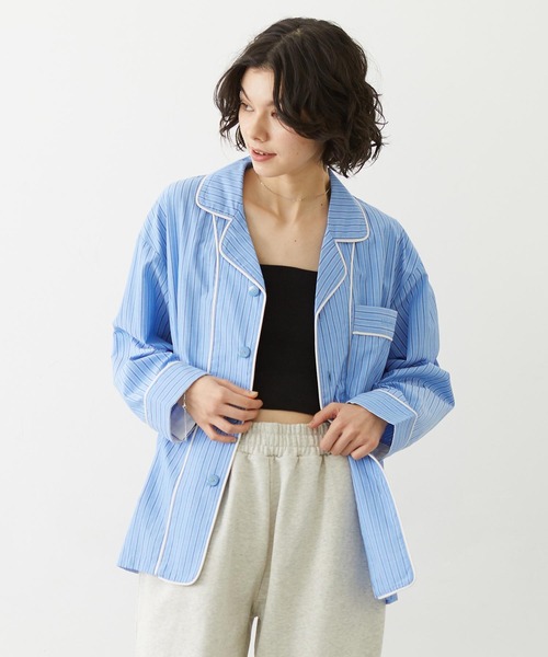 MILKFED.（ミルクフェド）の「STRIPED PAJAMA SHIRT（シャツ/ブラウス・レディース・オフホワイト/ライトピンク/ライトブルー・ONE SIZE）」の2枚目の写真