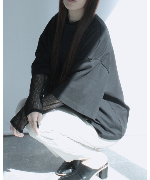 amini(アミニ)の「モックネックワイドカットソー(Tシャツ/カットソー・レディース・ブラック/アイボリー/ピンク/チャコールグレー・MEDIUM)」の10枚目の写真