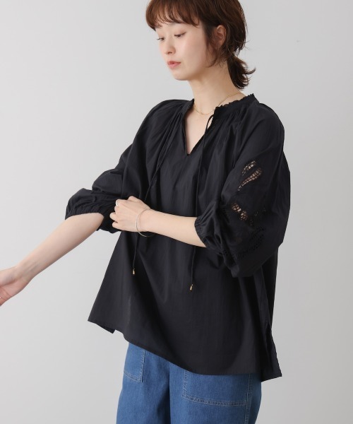 Bou Jeloud（ブージュルード）の「袖カットワークレースブラウス（シャツ/ブラウス・レディース・ブラック/オフホワイト・38）」の6枚目の写真