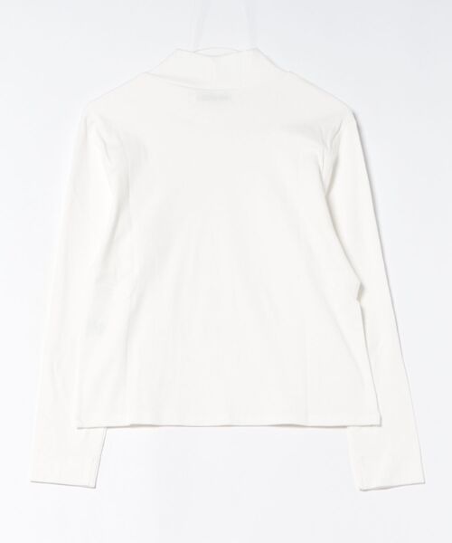 BELLUNA PLUS(ベルーナ)の「シンプルデザイン!ハイネックプルオーバー(Tシャツ/カットソー・レディース・オフホワイト/ブルー/ブラック/イエロー・LARGE/X-LARGE/MEDIUM)」の10枚目の写真