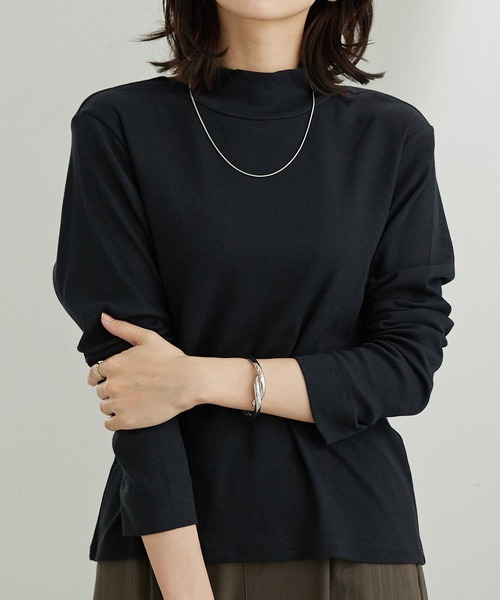 BELLUNA PLUS(ベルーナ)の「シンプルデザイン!ハイネックプルオーバー(Tシャツ/カットソー・レディース・オフホワイト/ブルー/ブラック/イエロー・LARGE/X-LARGE/MEDIUM)」の19枚目の写真