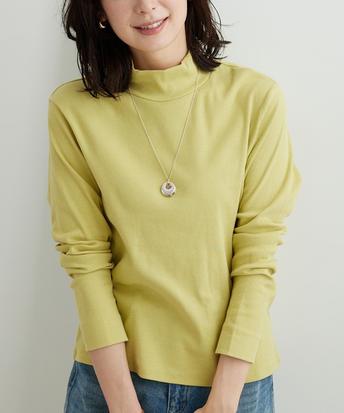 BELLUNA PLUS(ベルーナ)の「シンプルデザイン!ハイネックプルオーバー(Tシャツ/カットソー・レディース・オフホワイト/ブルー/ブラック/イエロー・LARGE/X-LARGE/MEDIUM)」の5枚目の写真