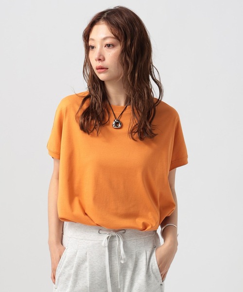 BAYFLOW（ベイフロー）の「[二の腕やヒップもカバー]シルケットドルマン半袖Tシャツ（Tシャツ/カットソー・レディース・カーキ/モカ/オフホワイト/ブラック/ブラウン/オレンジ・FREE）」の6枚目の写真
