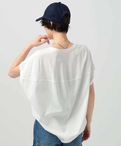 BAYFLOW（ベイフロー）の「[二の腕やヒップもカバー]シルケットドルマン半袖Tシャツ（Tシャツ/カットソー・レディース・カーキ/モカ/オフホワイト/ブラック・FREE）」の21枚目の写真