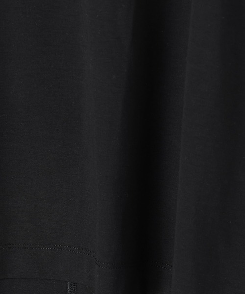BAYFLOW（ベイフロー）の「[二の腕やヒップもカバー]シルケットドルマン半袖Tシャツ（Tシャツ/カットソー・レディース・カーキ/モカ/オフホワイト/ブラック・FREE）」の17枚目の写真